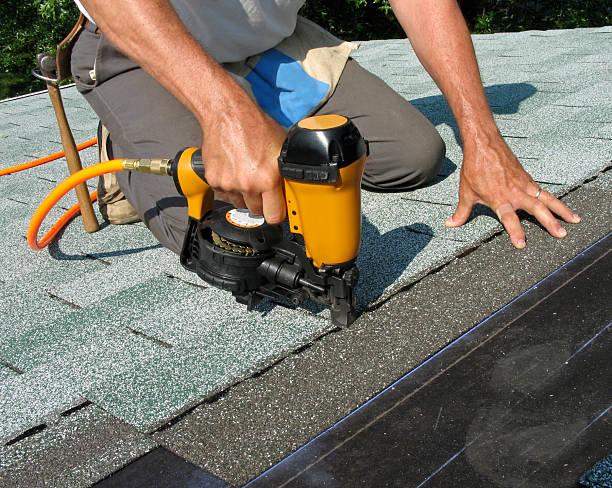 Best Commercial Roofing Services  in Dover, TN